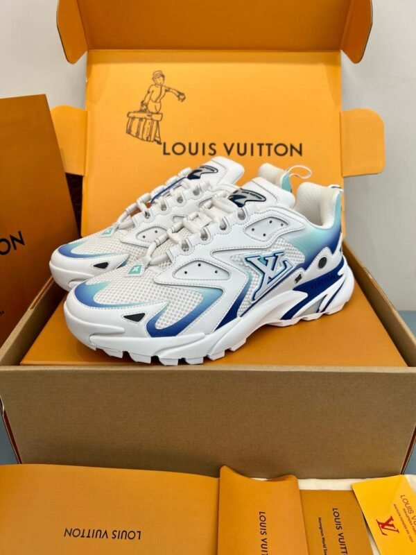 Louis Vuitton Trainer Sneaker Tatic – Image 9